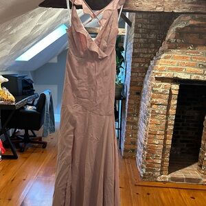 Elegant Pink Sleeveless Gown